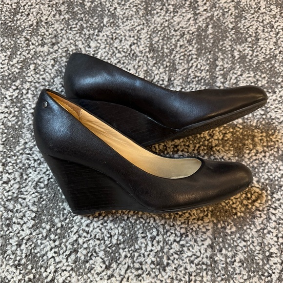 Coach Loise Wedge Pumps black Leather size 5 - Picture 1 of 7